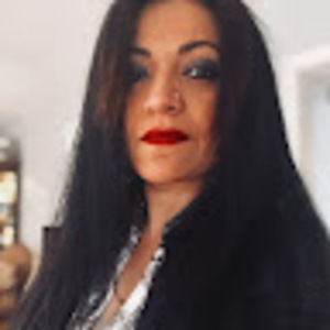 Meet your Posher, Ayesha